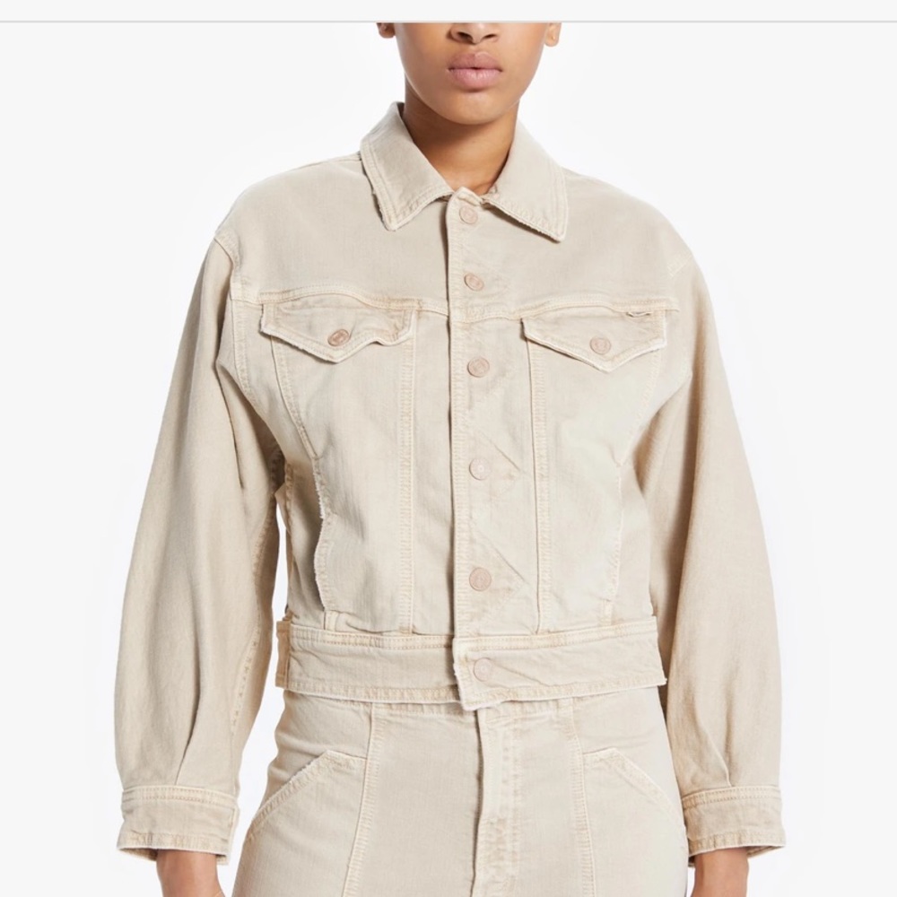 THE FLY AWAY JACKET -Sand Beige